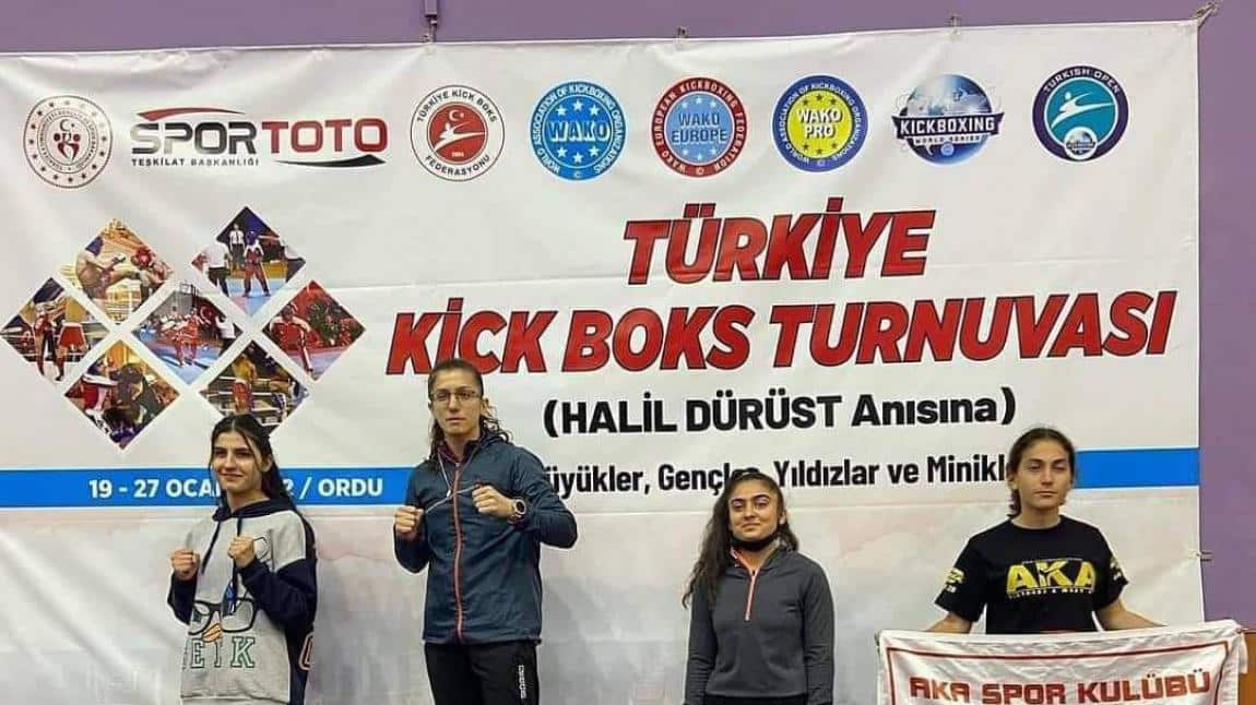 Milli sporcumuz Sude Nur BASANCI  Türkiye şampiyonasında Altın madalyanın sahibi oldu.